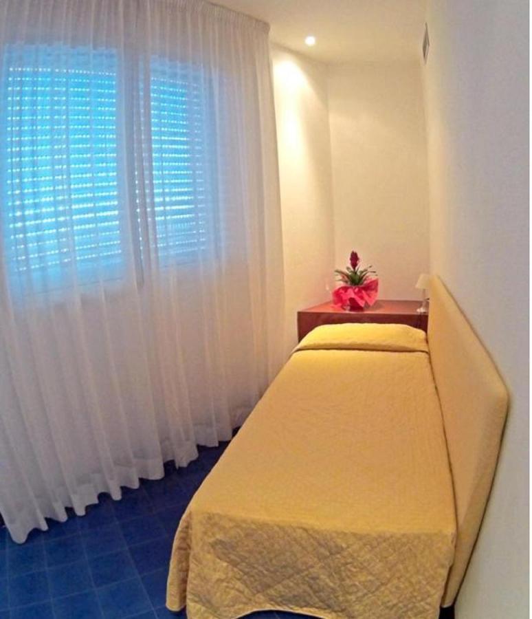 Residence Adriatico 加比切马莱 外观 照片