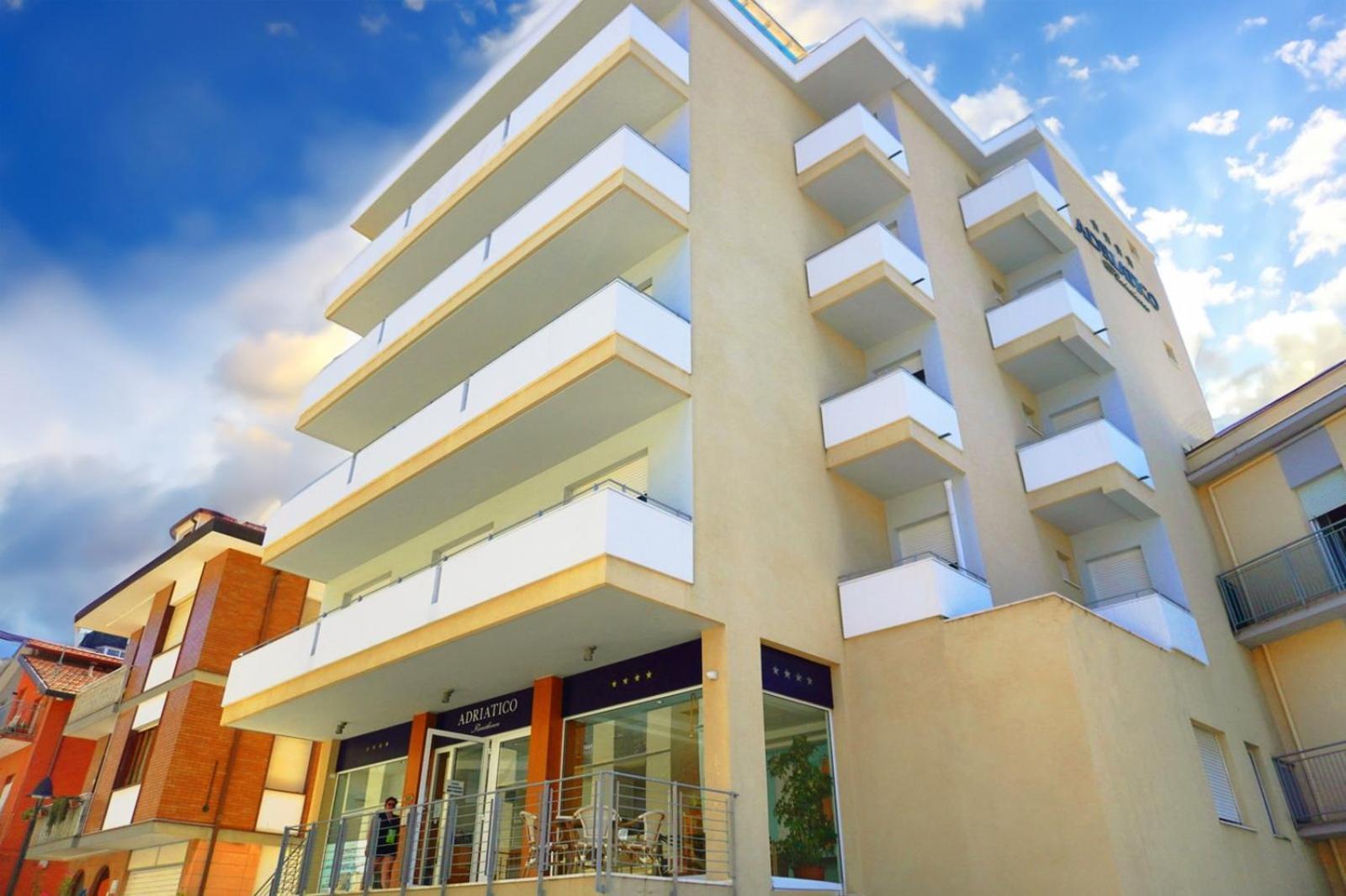 Residence Adriatico 加比切马莱 外观 照片